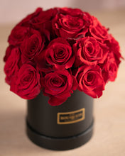 Load image into Gallery viewer, VDAY 2 DOZEN CLASSIC RED ROSES