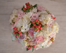 Load image into Gallery viewer, ELIZABETH